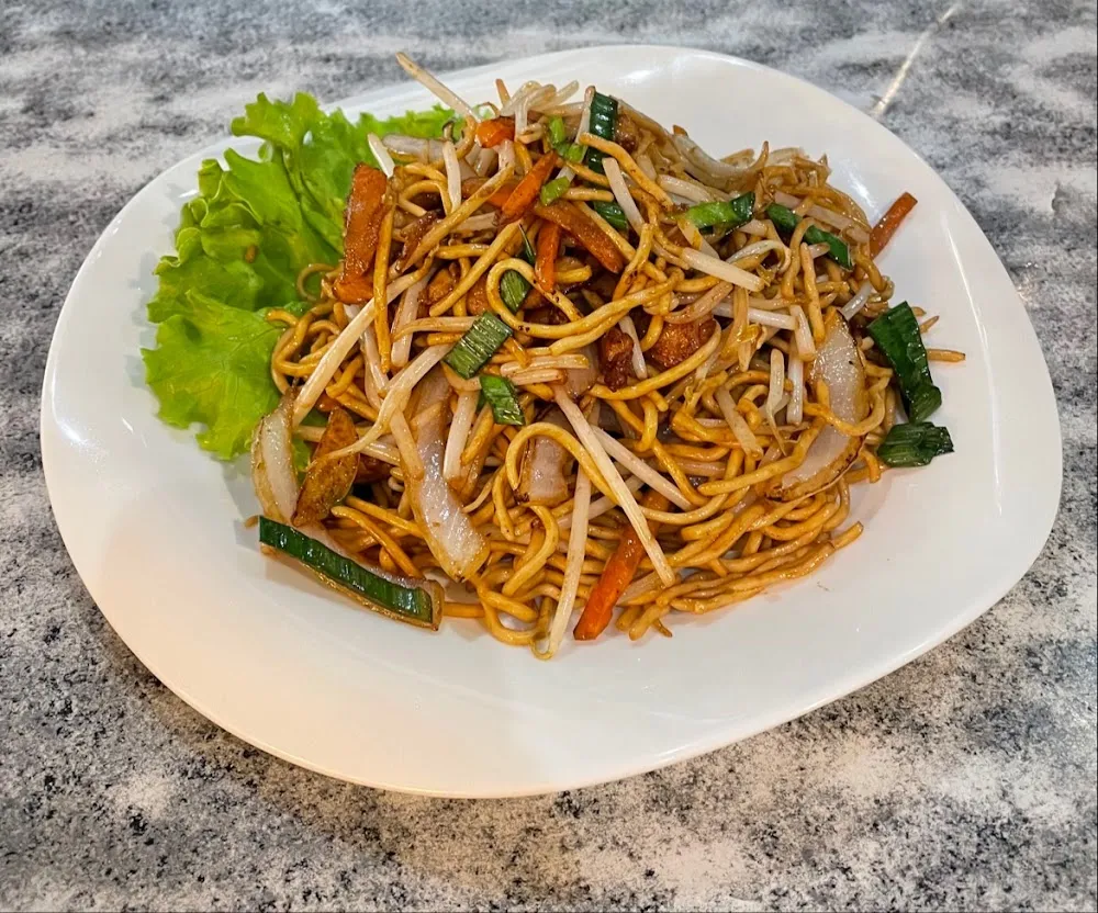 Nouilles Sautées Au Poulet